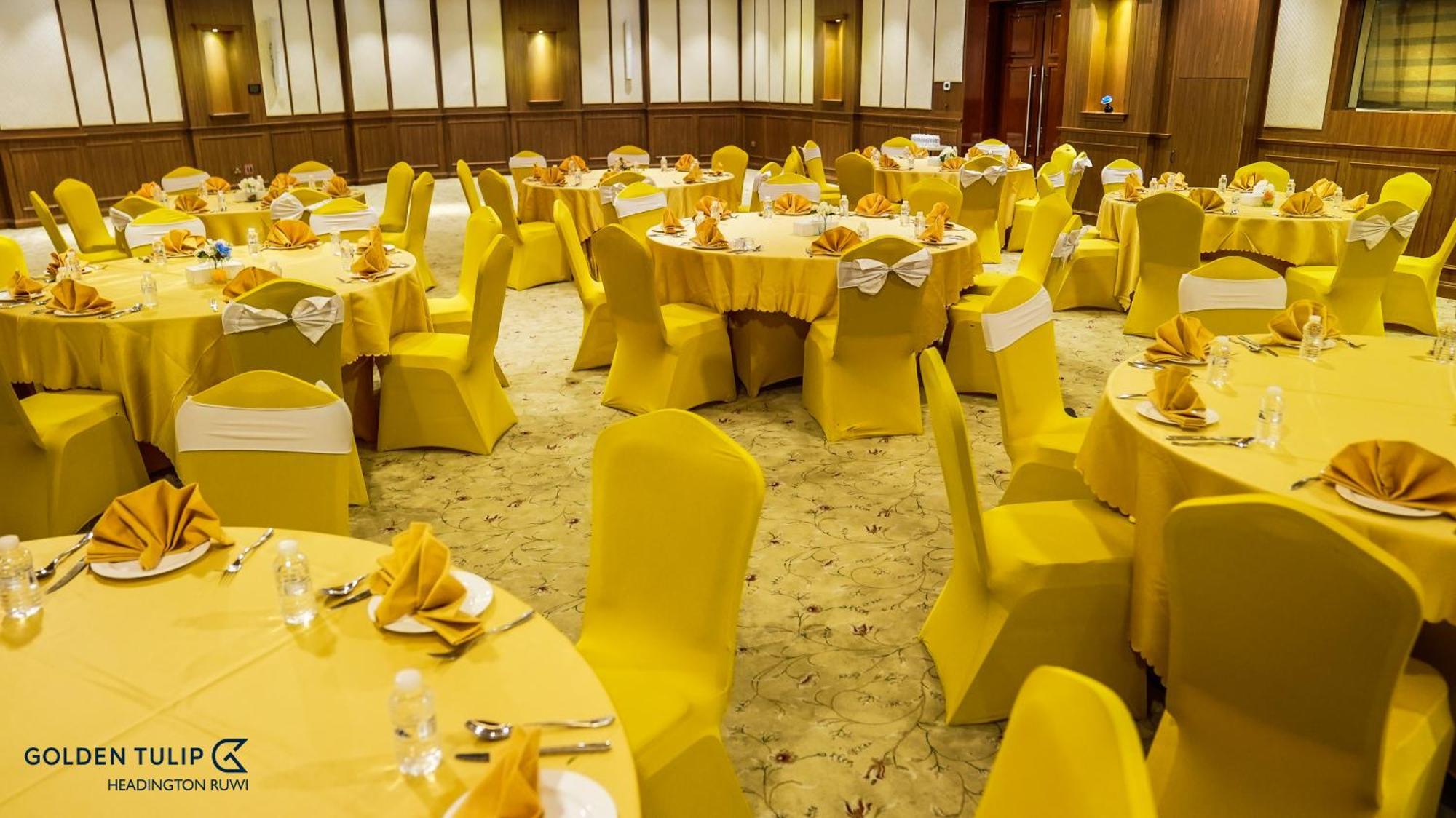 Отель Golden Tulip Headington Маскат Экстерьер фото